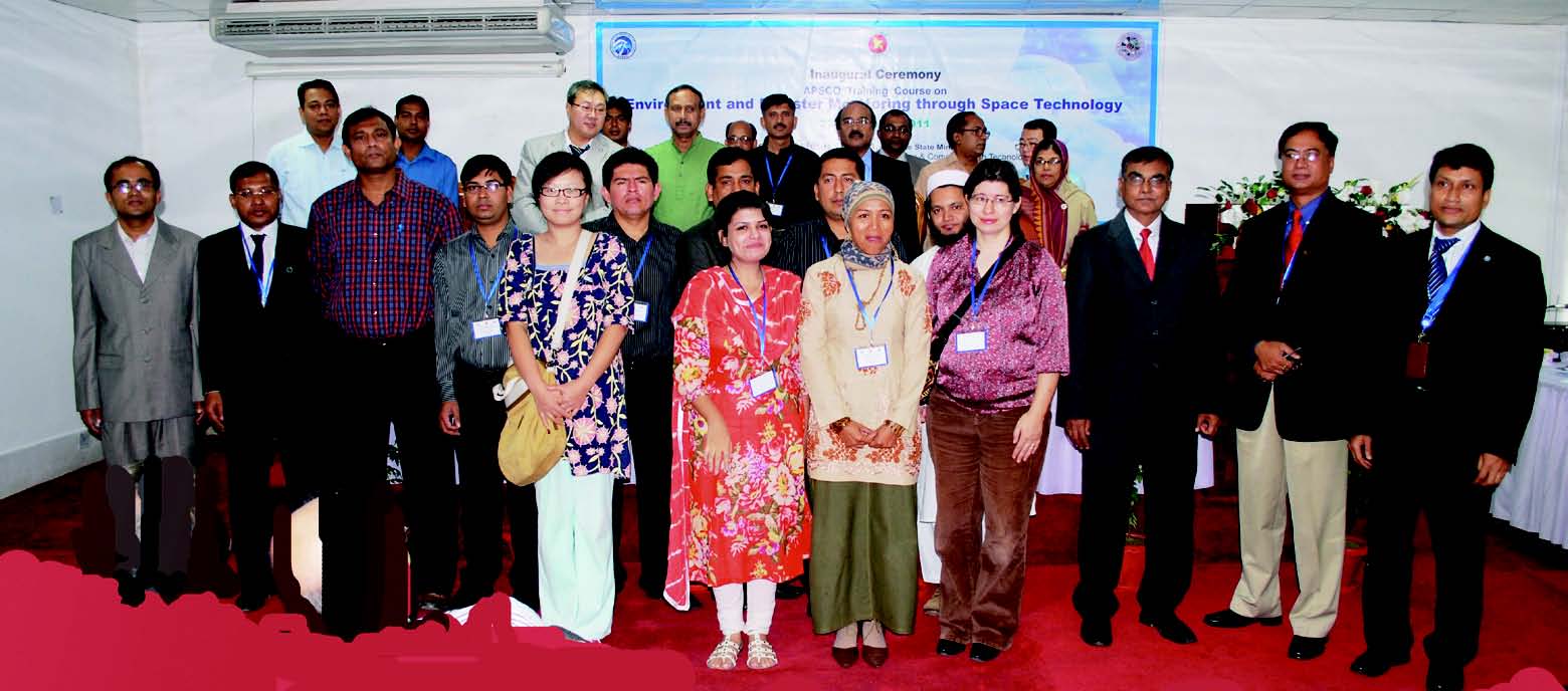 Group photo of the Training Course on Envirnment and Disaster Monitoring through Space Technology